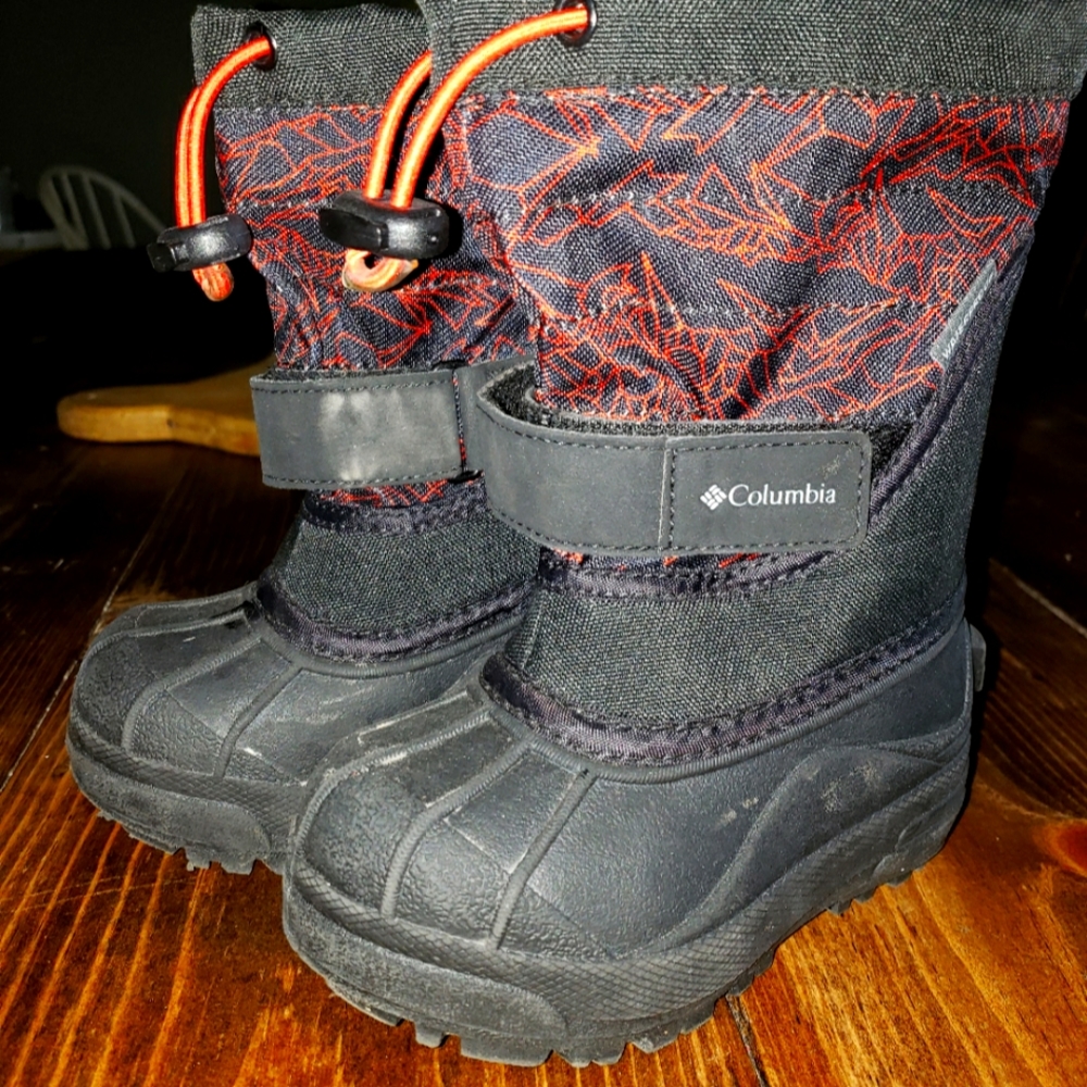 Columbia snow boots